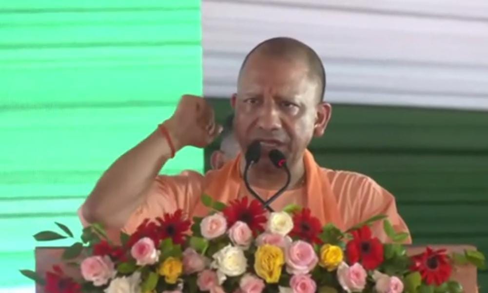 CM Yogi Adityanath says Congress and SP are dividing the society.