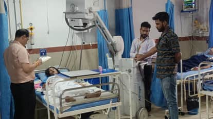 Flammable substance thrown on married woman in Shujalpur