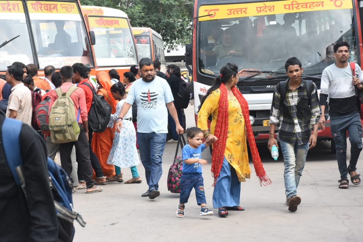 UP: Free buses will run for women from 12 noon tonight on Rakshabandhan, 2000 additional buses on roads