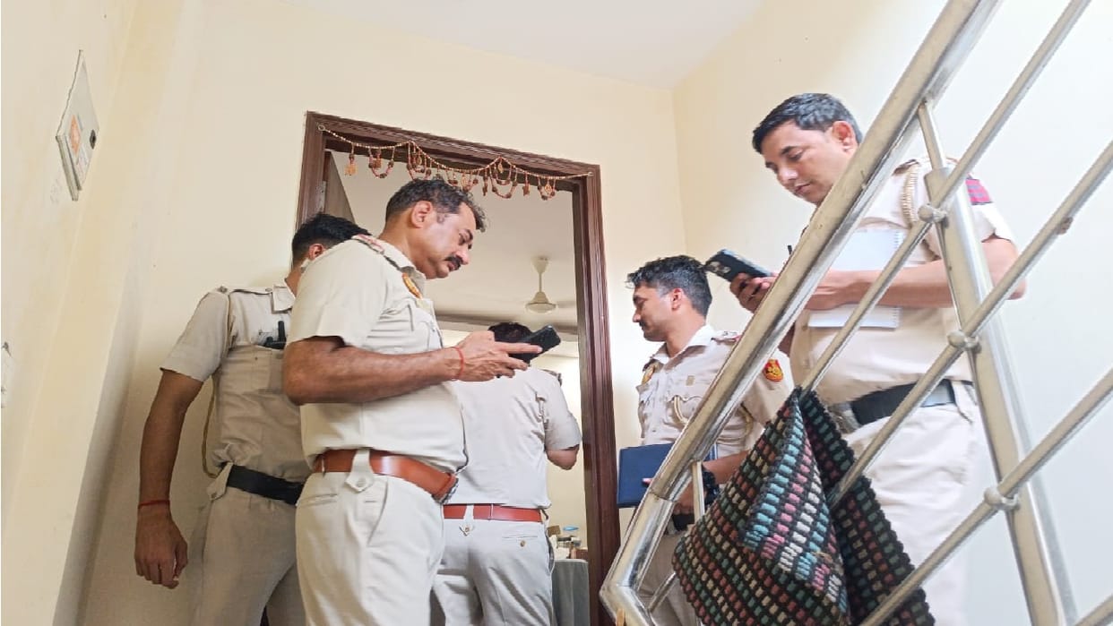Delhi AIIMS doctor commits suicide by taking medicine overdose