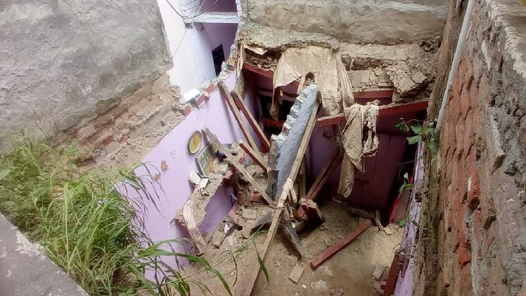 Kurukshetra: सो रहे परिवार पर गिरी मकान की छत, मलबे में दबने से बच्ची की मौत; तीन बच्चे व माता-पिता गंभीर घायल