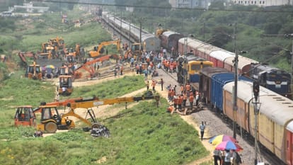 Sabarmati Express Accident Kanpur Big shock for railway passengers 18 trains cancelled after accident