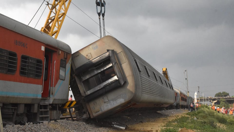Sabarmati: SAG investigation complete, indications found of track pieces being brought and placed on track