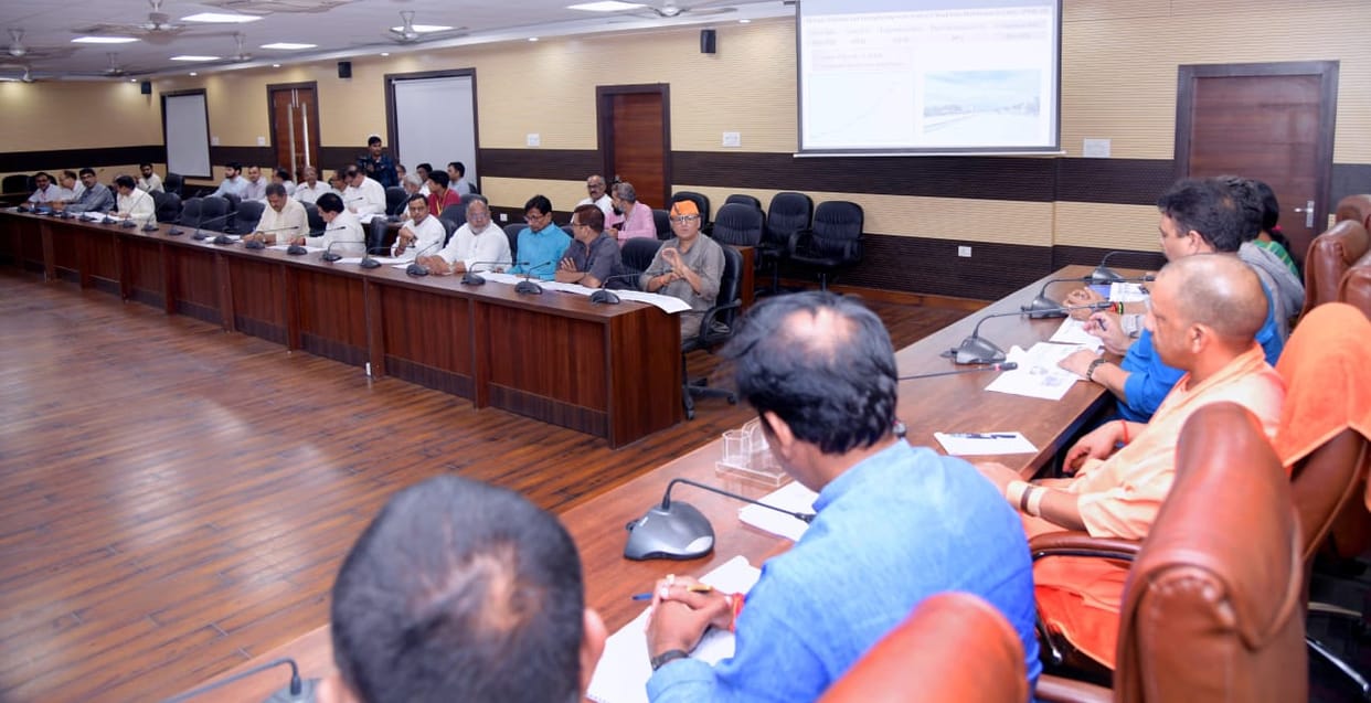 Wolf terror: CM Yogi holds emergency meeting with top officials, instructions given to District Magistrates of