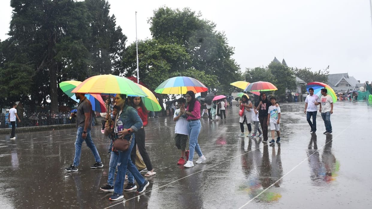 Himachal Weather Yellow alert for rain today too weather will remain bad in the state till 23 August