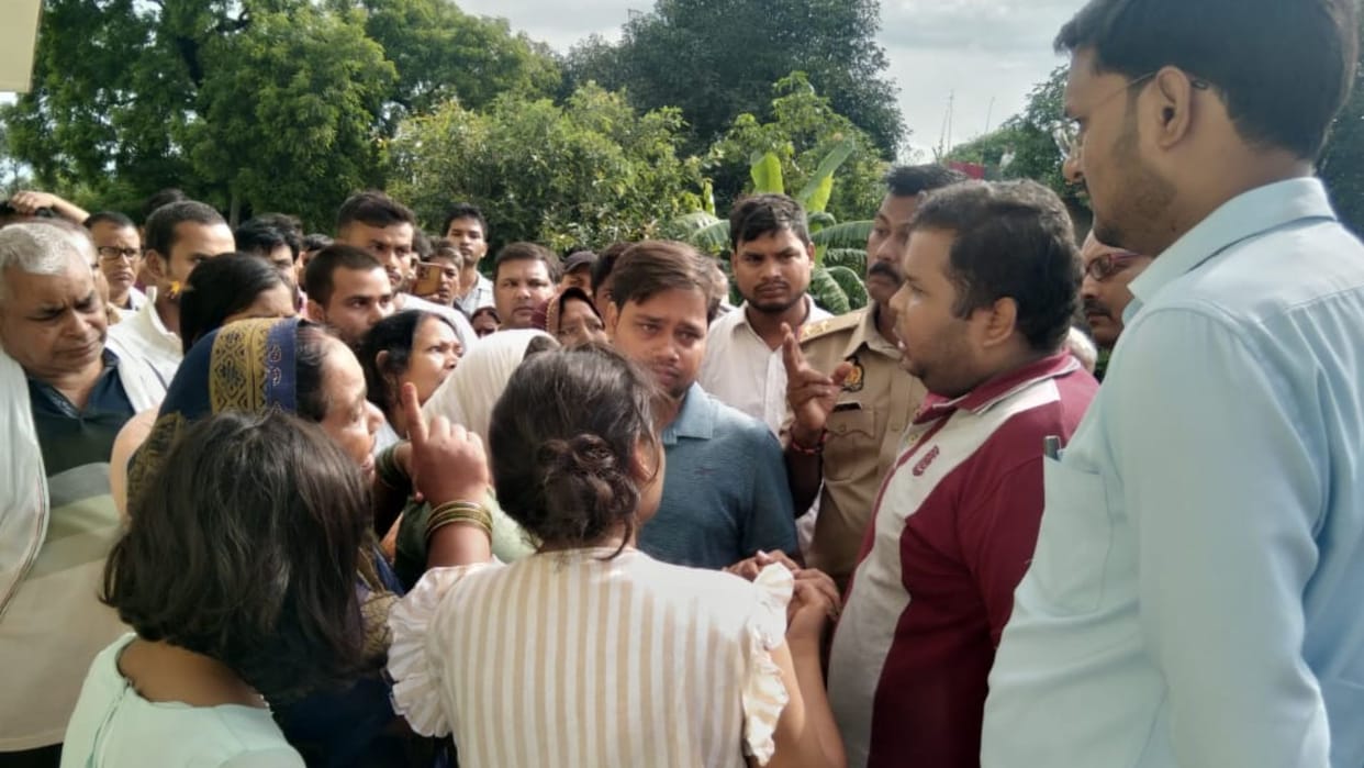 XEN Santosh Kumar Murder case dead body reached home in Ballia