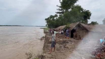 Rapti river water going up in Shravasti.