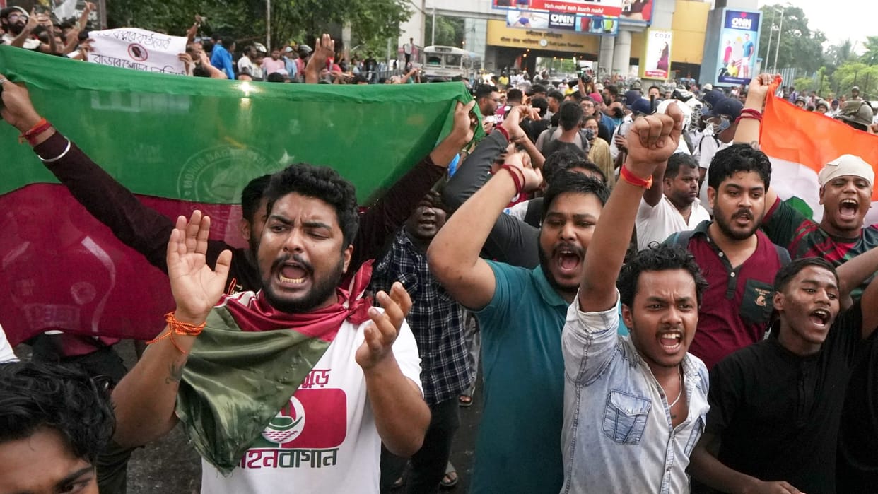 Durand Cup match cancelled due to protests, supporters created ruckus, police thrashed them with batons
