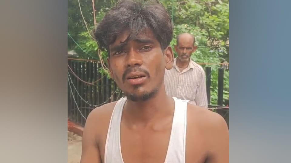 XEN Murder Jal Nigam XEN beaten to death in Sultanpur of UP See Photos