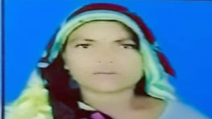 Mother and son riding a bike died in a collision with a truck, the woman was going to tie Rakhi to her brother