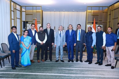Jaishankar interacts with Indian community in Kuwait, commends their contribution to bilateral ties