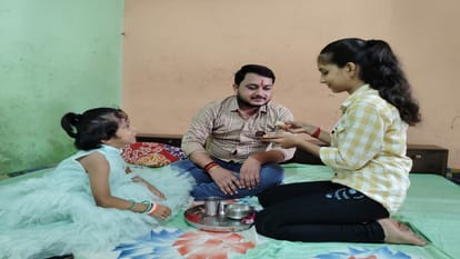 Raksha Bandhan: In Panch Mahayoga, sisters tied the thread of affection on the wrist of brothers