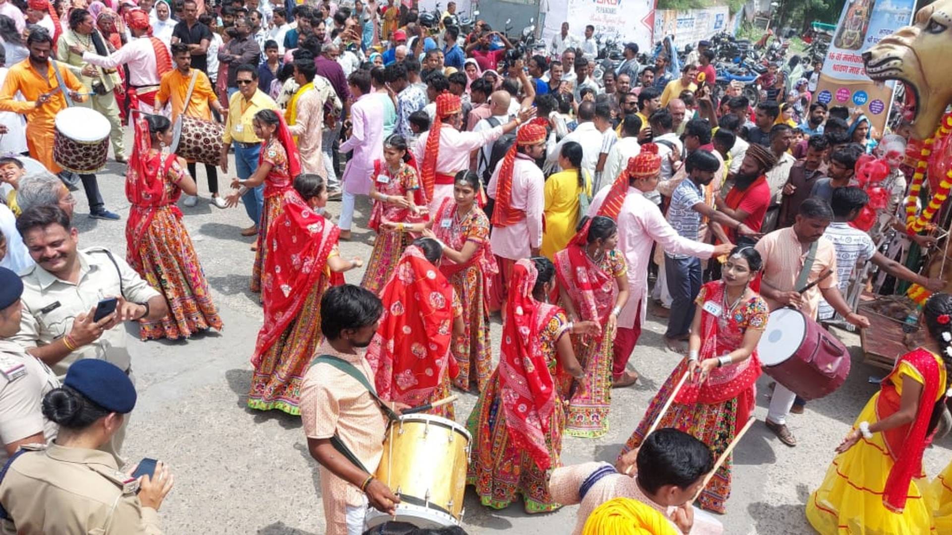 Pashupatinath Shahi Rath Mandsaur King Pashupatinath rode in Shahi Rath got to know about devotees condition