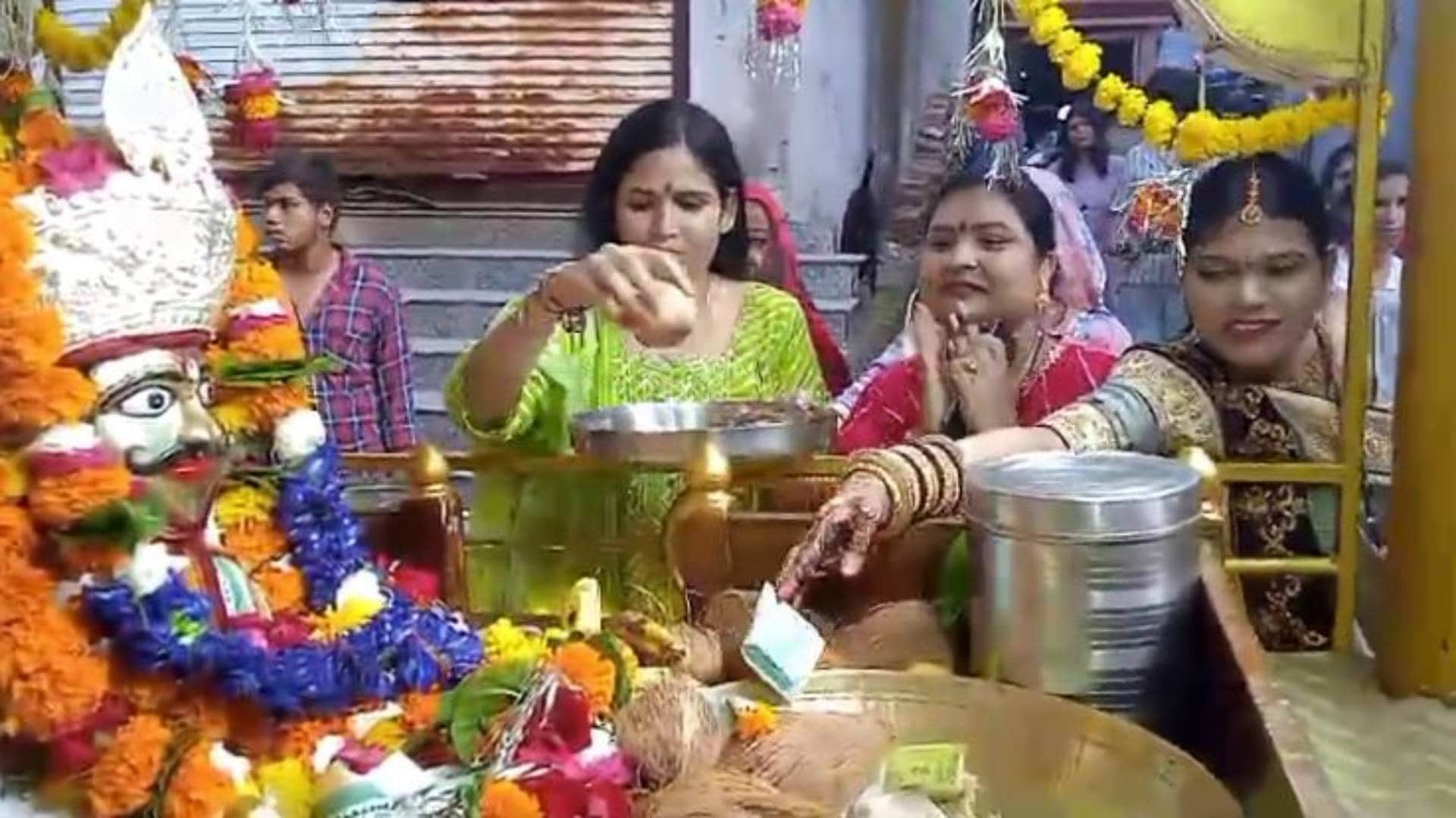 Shajapur News Omkareshwar Mahadev procession started with great pomp worship took place at many places