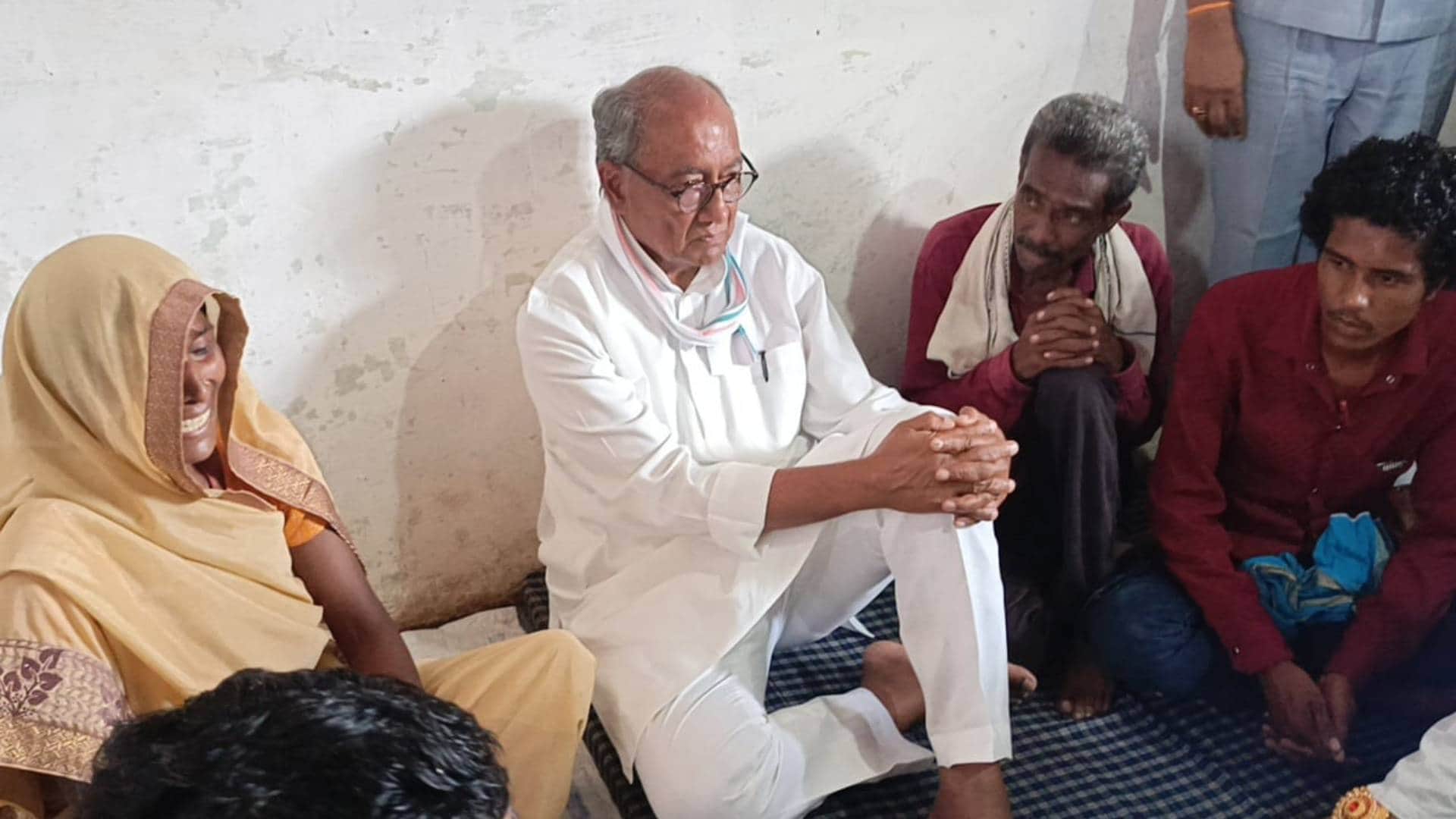 MP News Digvijay Singh himself went to Anjana Ahirwar mother house and tied Rakhi Sagar