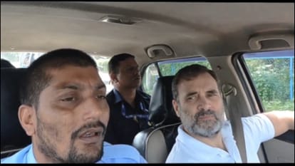 राहुल गांधी ने कैब चालक से की बात