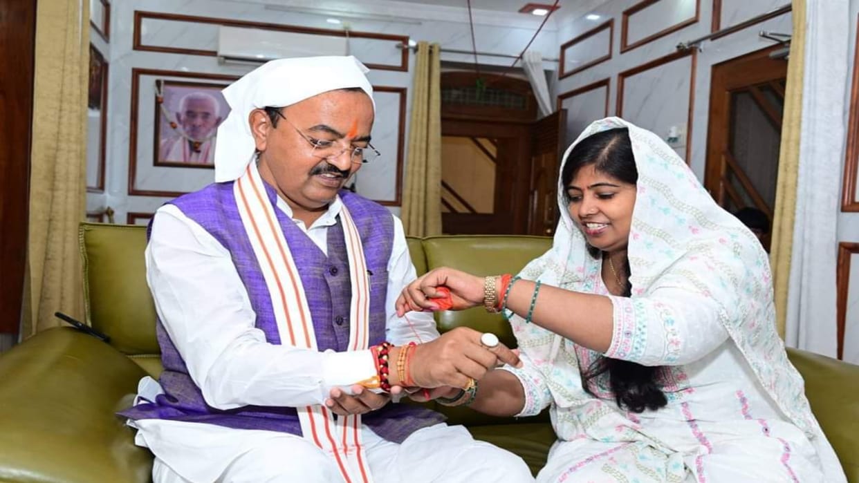 Raksha Bandhan: In Panch Mahayoga, sisters tied the thread of affection on the wrist of brothers