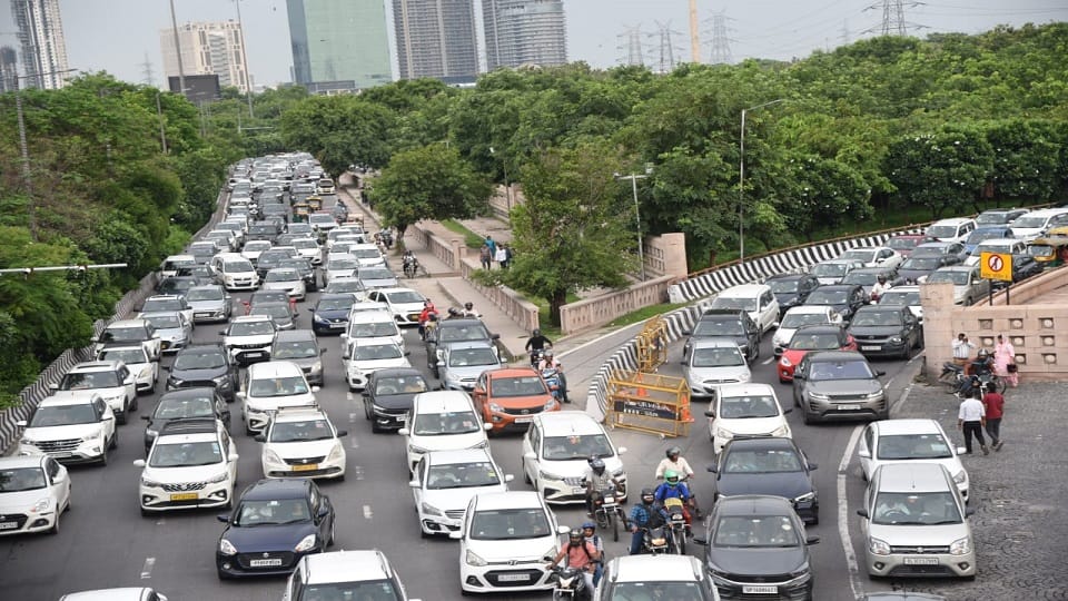 Noida-Delhi DND Flyway Closure: Check Routes, Timings, Diversions