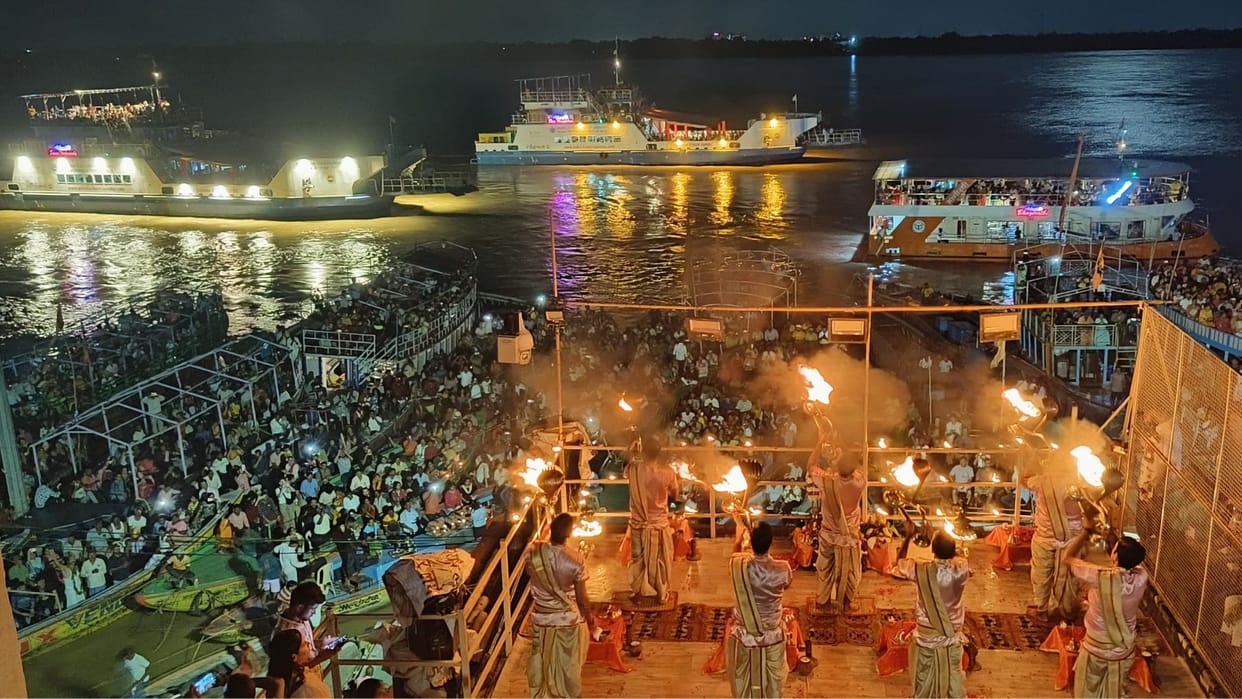 Varanasi Flood Update Cremation on roof of Manikarnika and Ganga Aarti on roof of Dashashwamedh