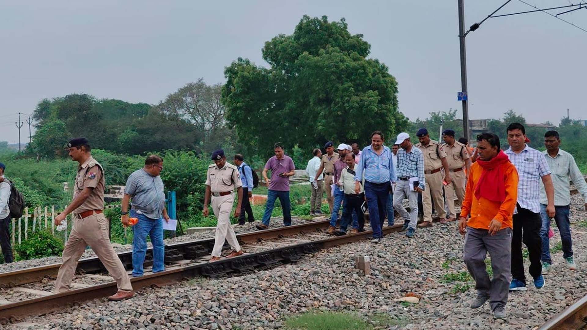 Sabarmati Express Derail, Track pieces and clamp seen, speedometer will reveal secrets, ASG took statement