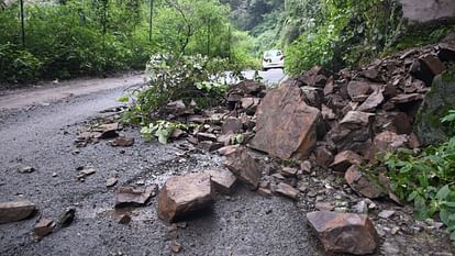 Himachal Weather Two people died on Wednesday chances of rain on Wednesday too