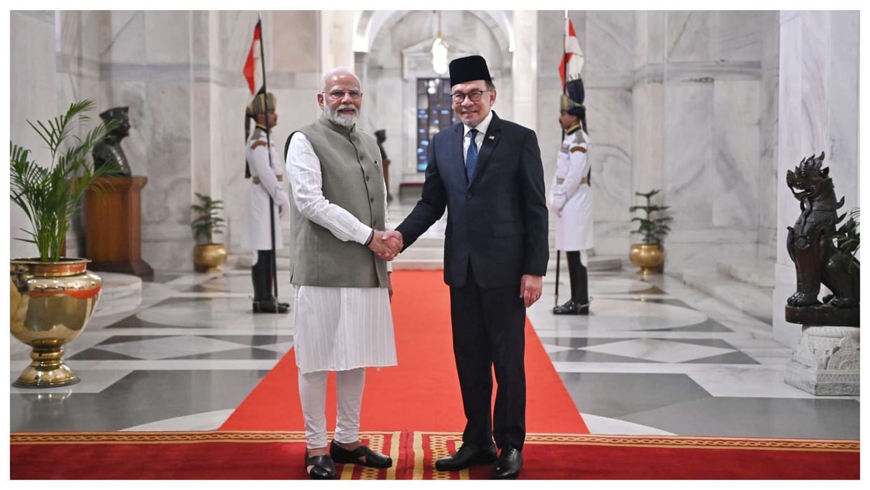 pm narendra modi meet malaysia pm anwar bin ibrahim in rashtrapati bhavan ceremonial welcome news updates
