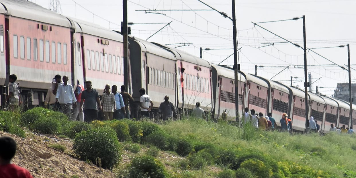 Sabarmati Express Derailment, Mobile data dumped up to 5 km from spot, ATS started investigating CCTV footage