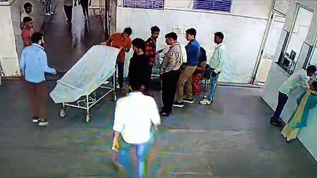 A woman suddenly experienced labour pains in RBM in bharatpur