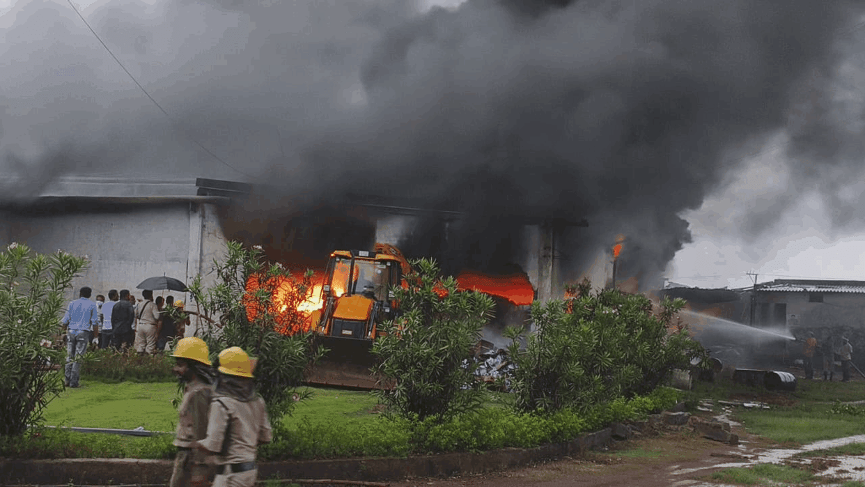Fire broke out in a factory due to chemical blast in Durg