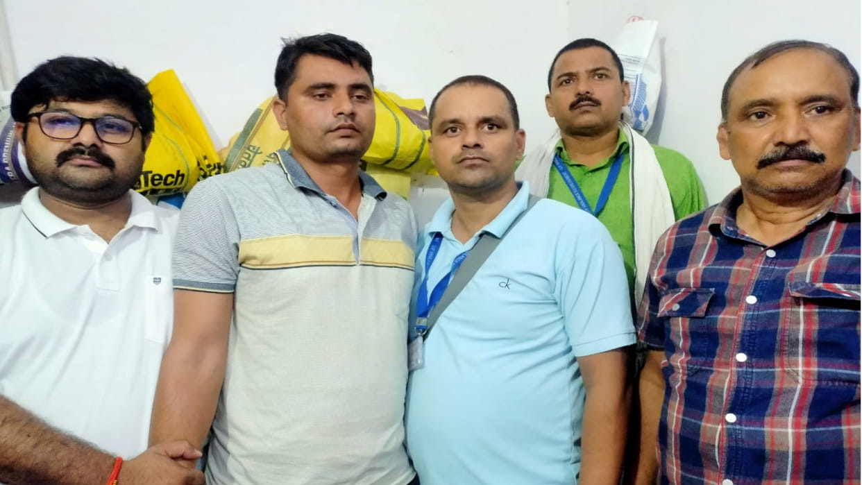 Sub Inspector arrested for taking bribe of Rs 10 thousand in Gorakhpur
