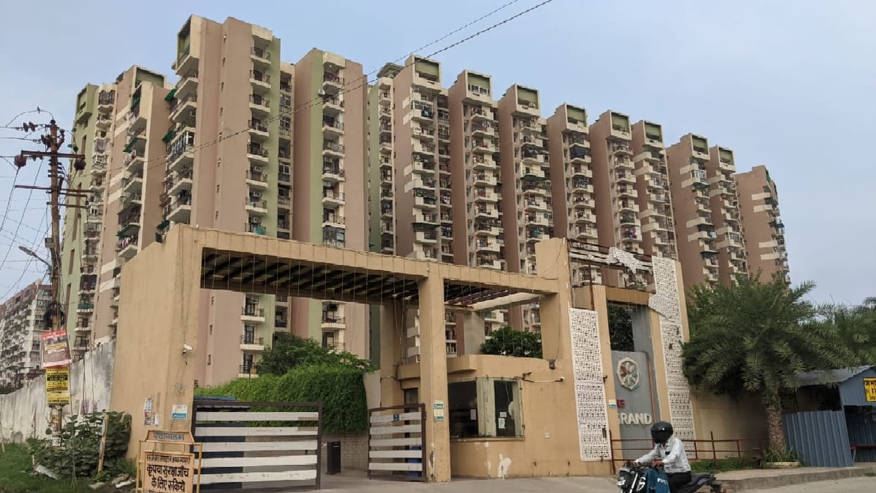 ED officer commits suicide in Ghaziabad
