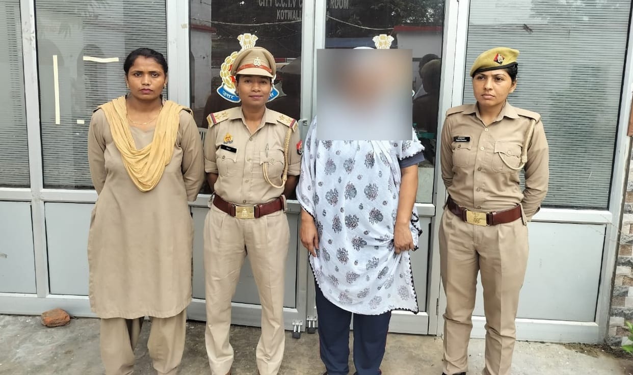Kannauj Scandal, Police arrested the accused aunt, the woman had taken her niece to Nawab Singh