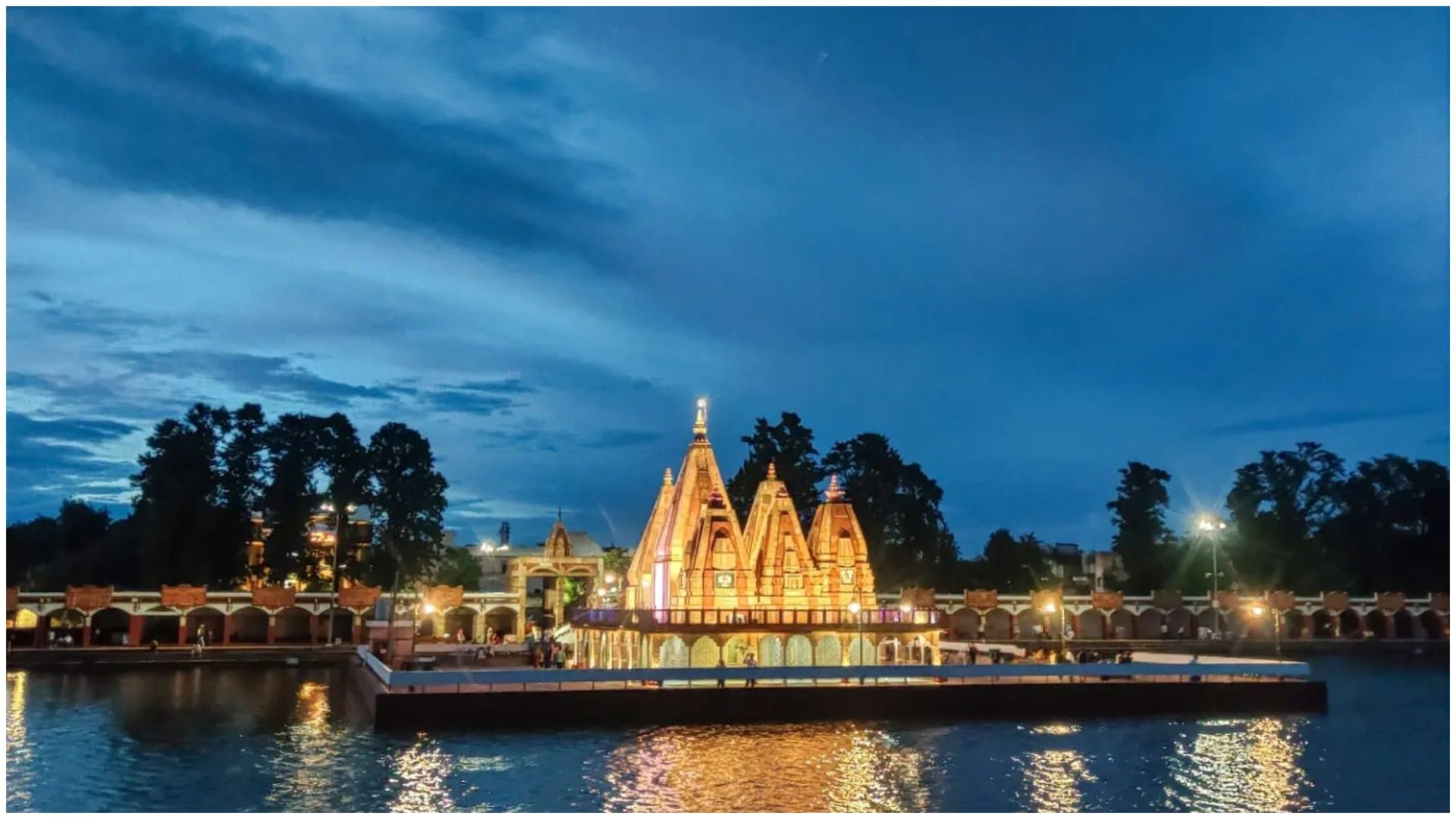 Krishna Janmashtami 2024 Famous Places Related To Shree Krishna To Visit in Janmashtami