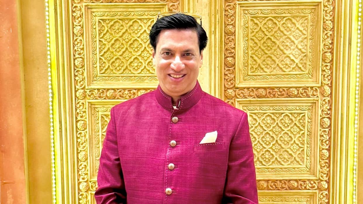 Director Madhur Bhandarkar talk about Kareena Kapoor Tabu Priyanka Chopra and Raveena fees for films