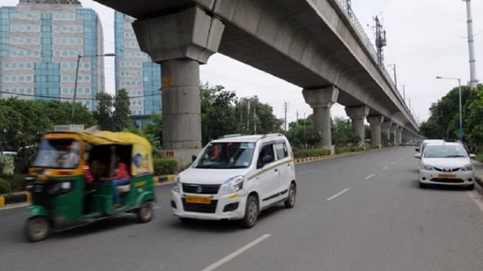 Taxi-auto drivers will leave an impression of Delhi on people coming from outside