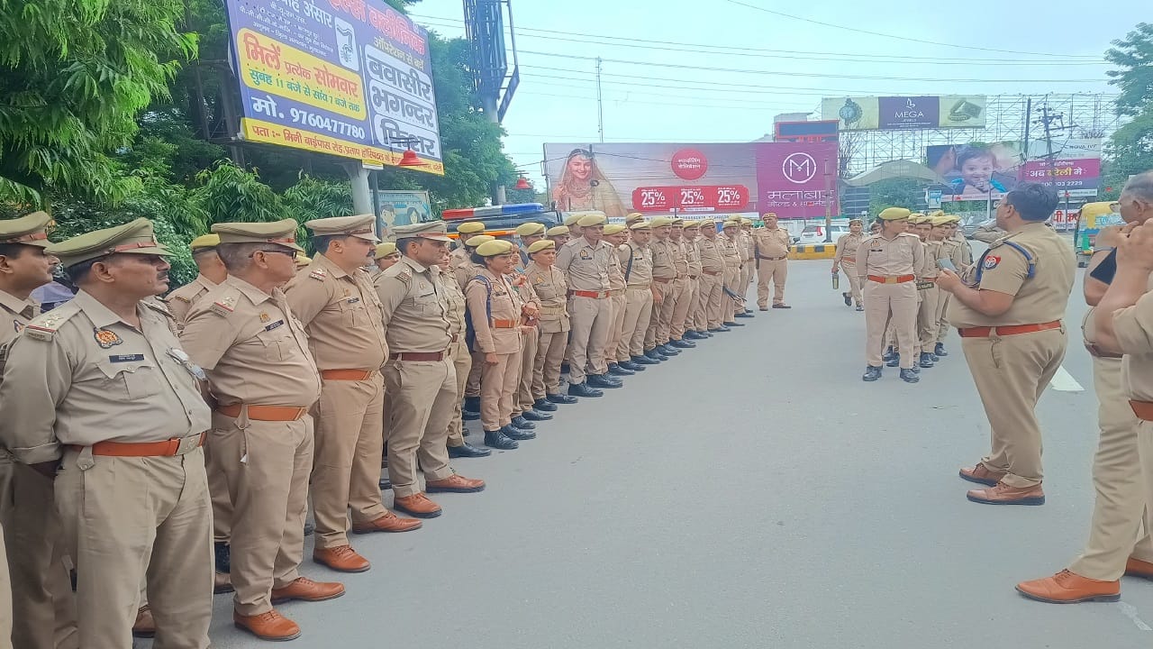 Bharat Bandh news people protest against decision on reservation in Shahjahanpur