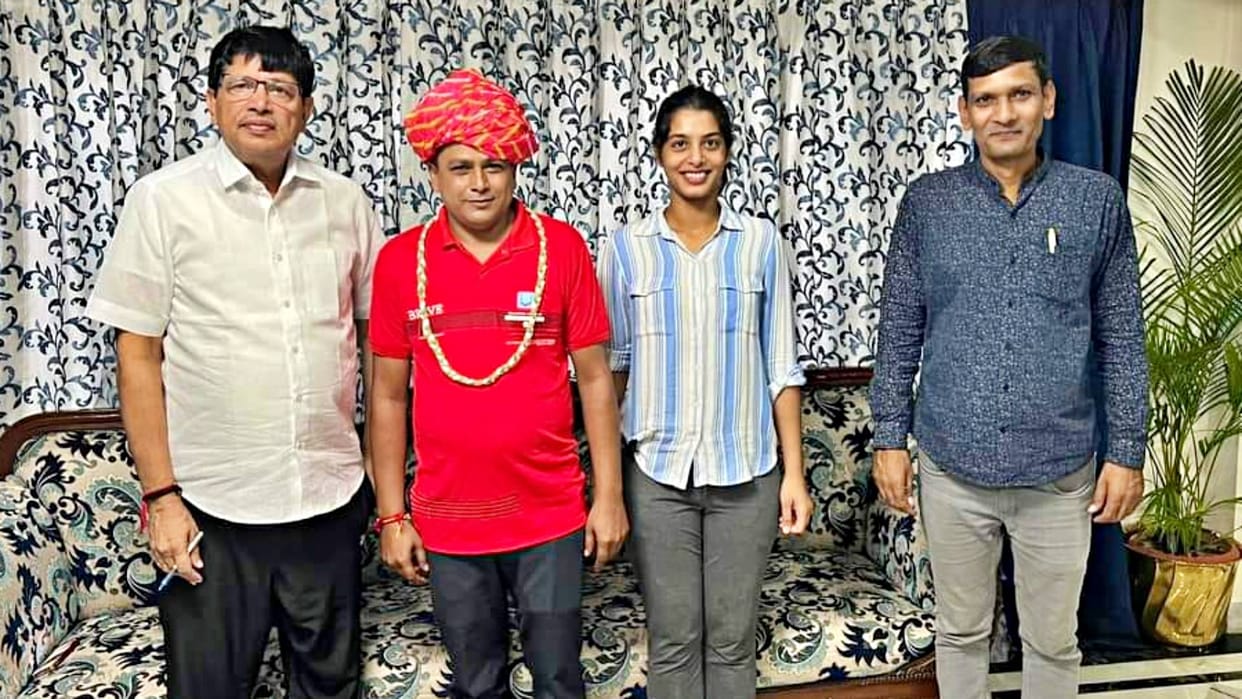 Rajasthan Bypolls MP driver will become Dausa MLA Murarilal daughter posted on social media