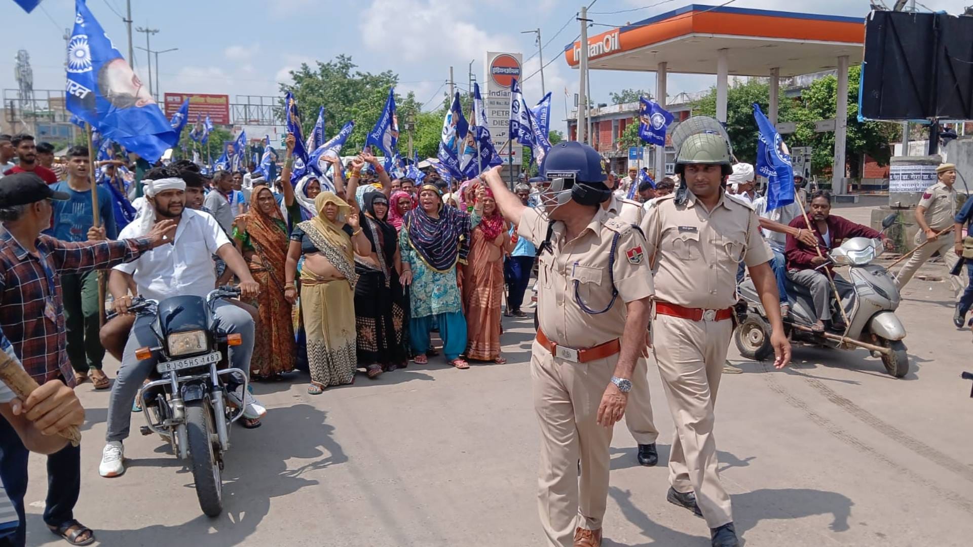Bharatpur News Bharat Bandh over SC-ST reservation had huge impact see scenes of bandh in pictures