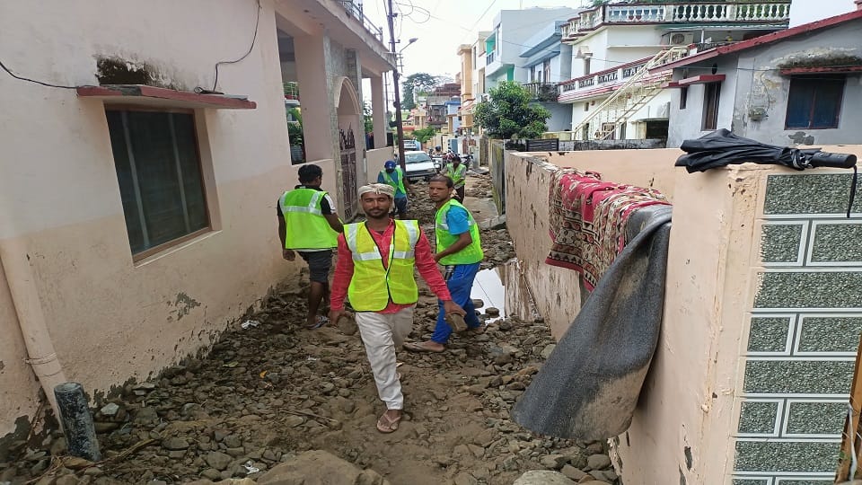Debris, stones and boulders are still present in and around Krishna Vihar haldwani