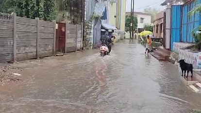 Rivers and drains in spate in Korba due to rain, streets filled with water