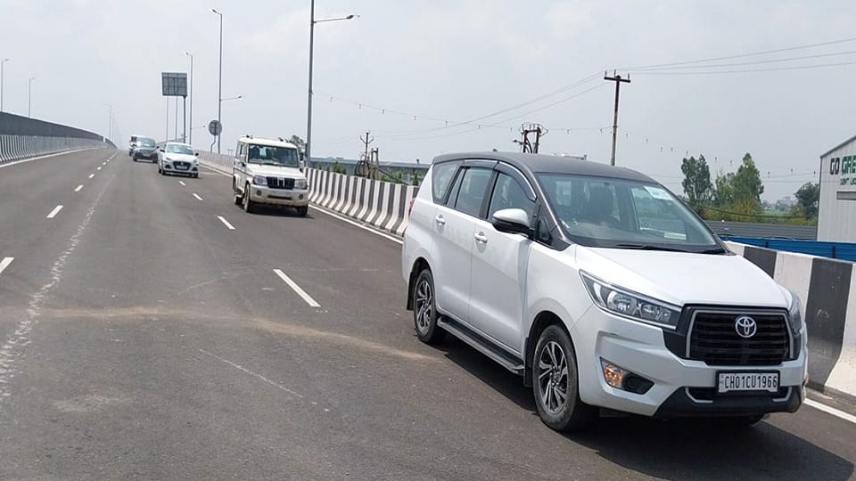 Baghpat: vehicles run on elevated route, trial successful, will reach Delhi from Baghpat in just 20 minutes