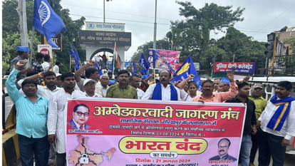 Bharat Bandh did not have much effect in Gorakhpur division, Sikriganj police station was surrounded