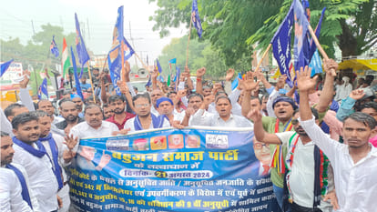 Bharat Bandh did not have much effect in Gorakhpur division, Sikriganj police station was surrounded