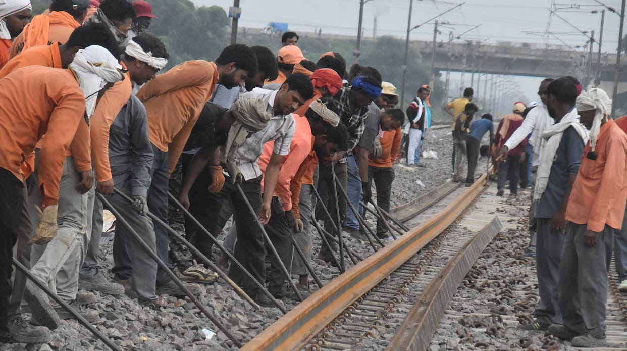 Sabarmati Express Derail, Track pieces and clamp seen, speedometer will reveal secrets, ASG took statement