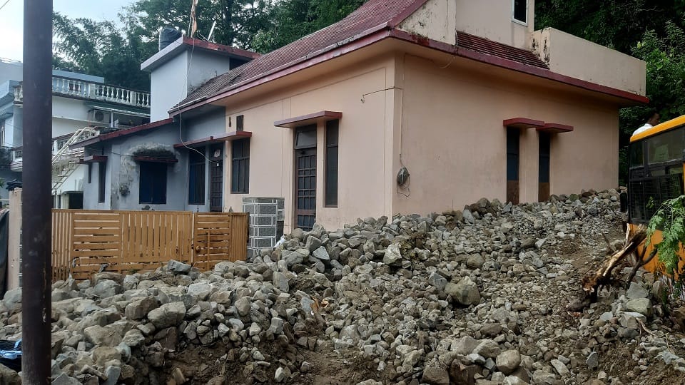 Debris, stones and boulders are still present in and around Krishna Vihar haldwani