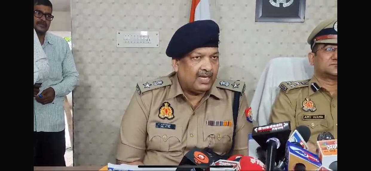 Police Recruitment Exam: FIR against those spreading rumors of paper leak, money demanded by sending QR code
