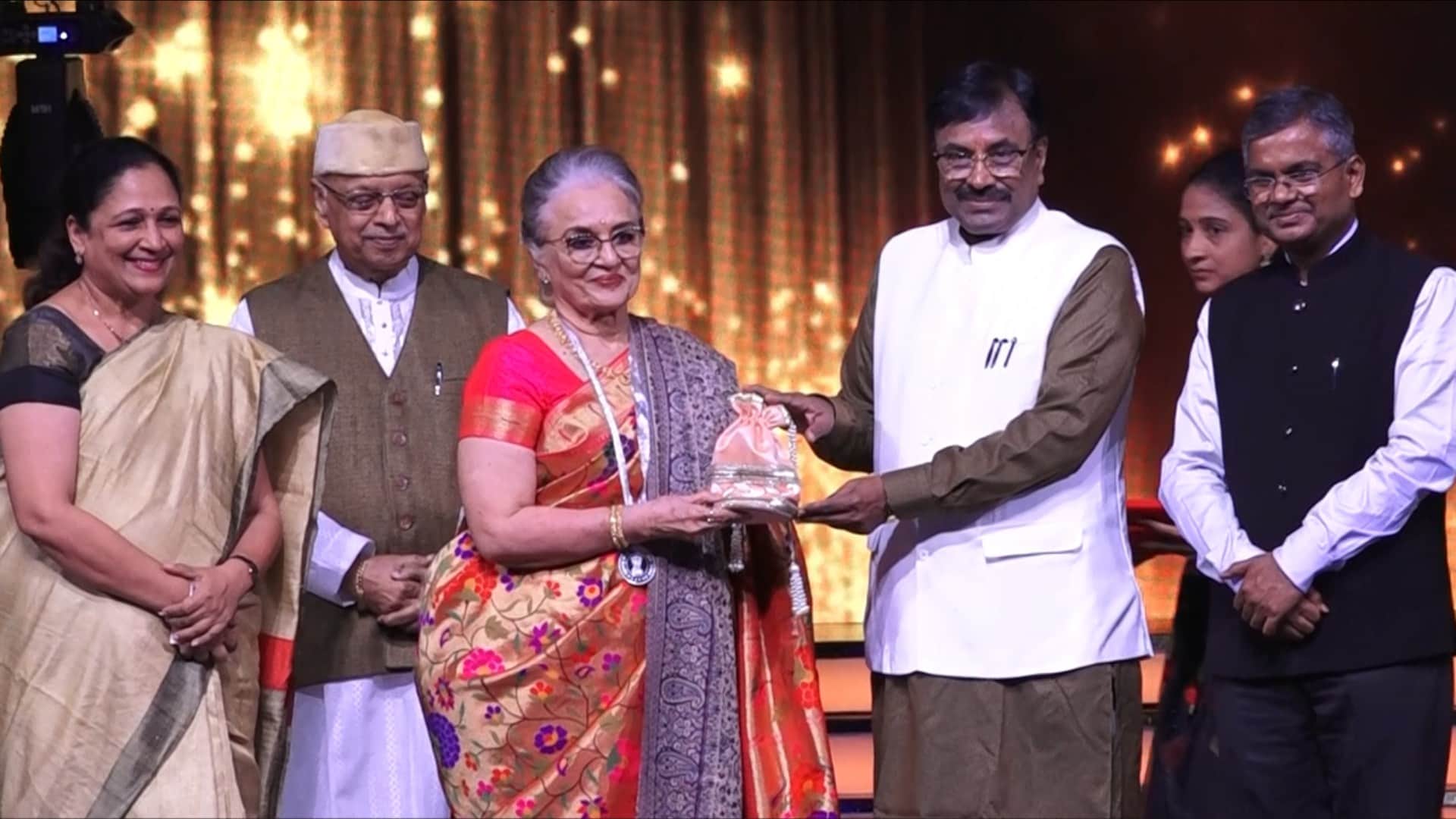 Maharashtra State Film Awards 2024 Asha Parekh N Chandra Anuradha Paudwal Shivaji Satam