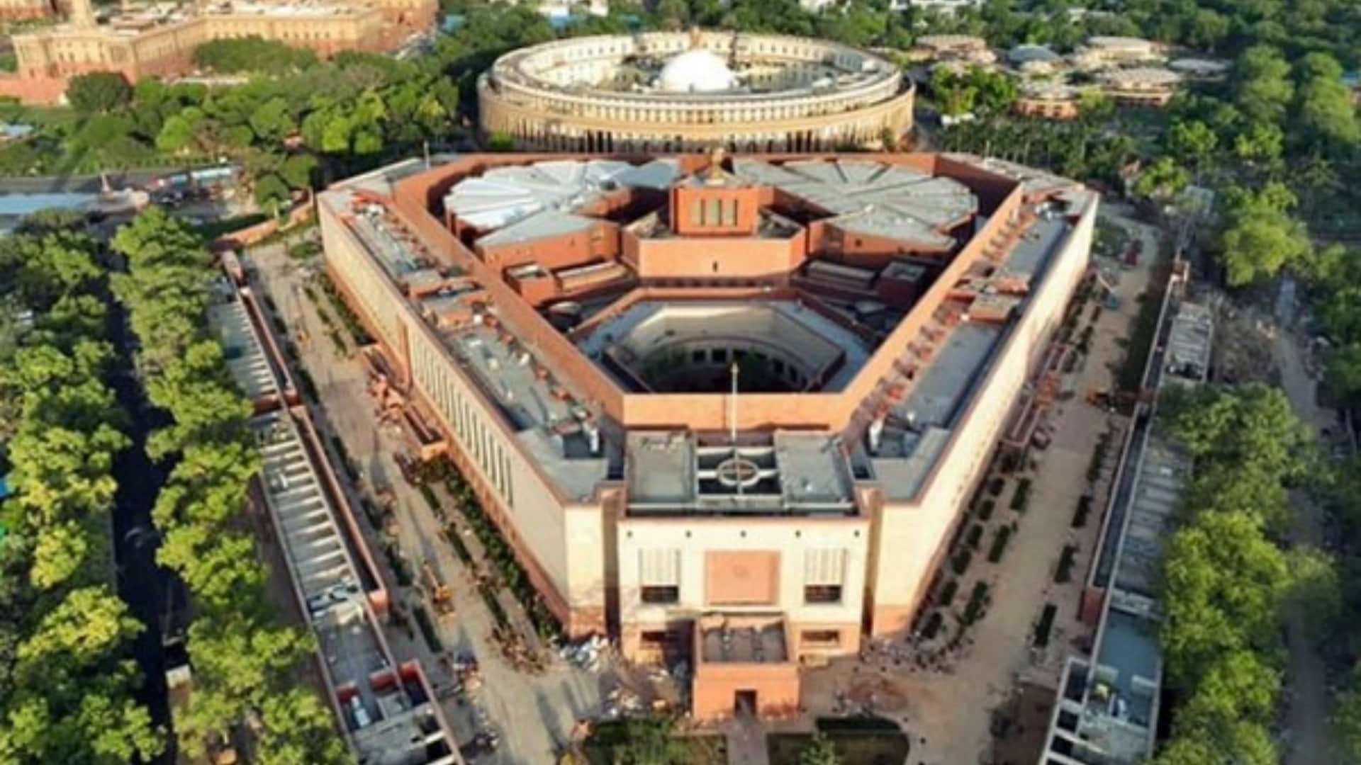 Waqf Bill JPC report tabled in Lok Sabha Rajya Sabha in Parliament Budget Session News Updates