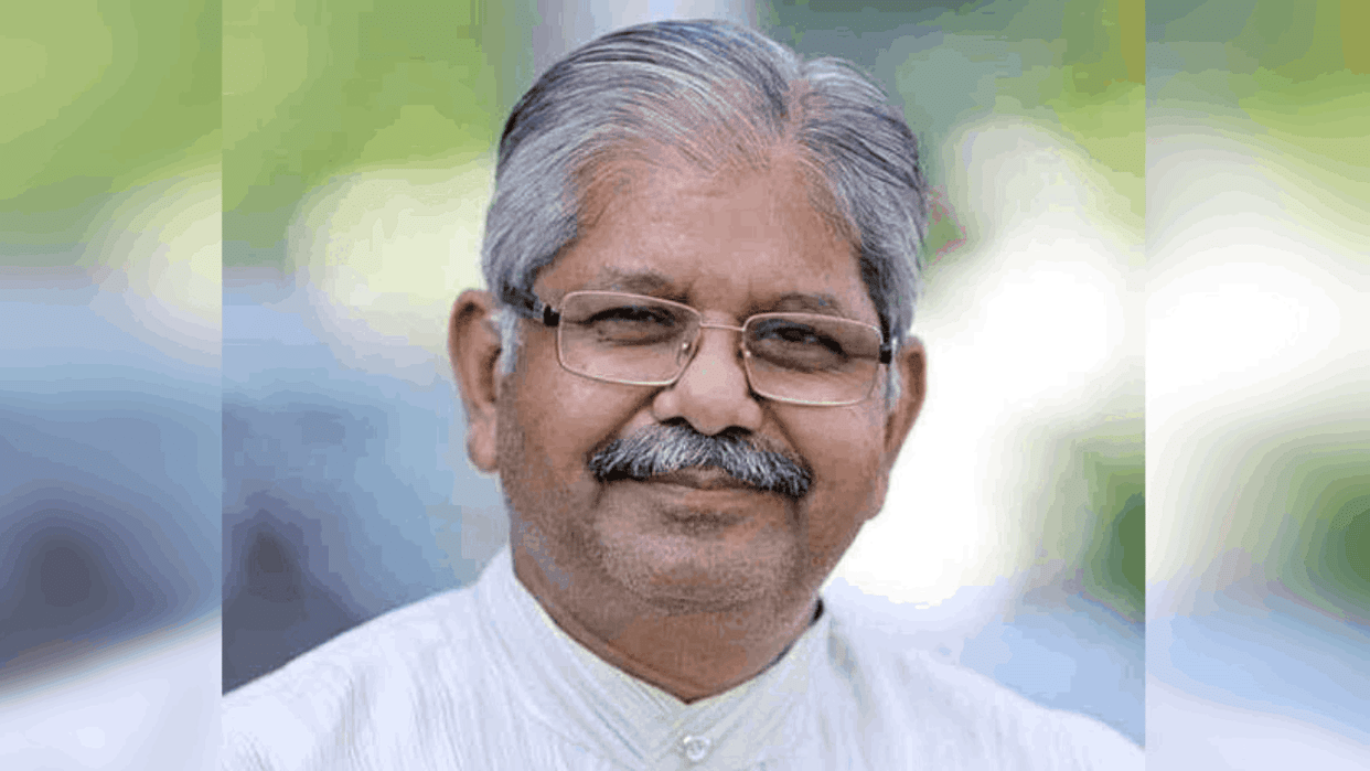 Former Assembly Speaker Dharamlal Kaushik is visit to Bastar