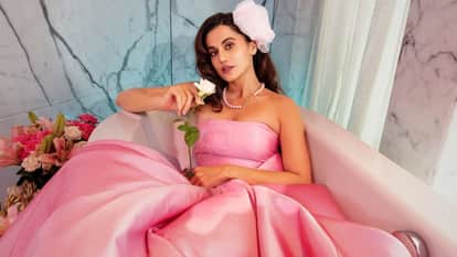 Taapsee Pannu complain directors give less remuneration with big heroes like Shah Rukh Khan Varun Dhawan